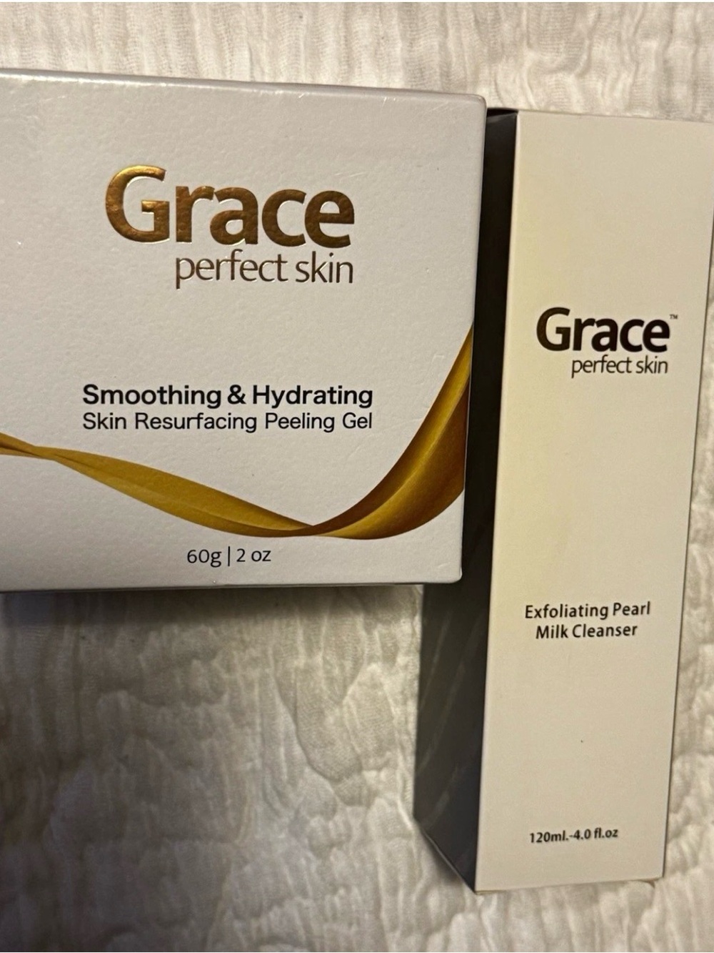 Grace White and Gold Smoothing & Hydrating Peeling Gel